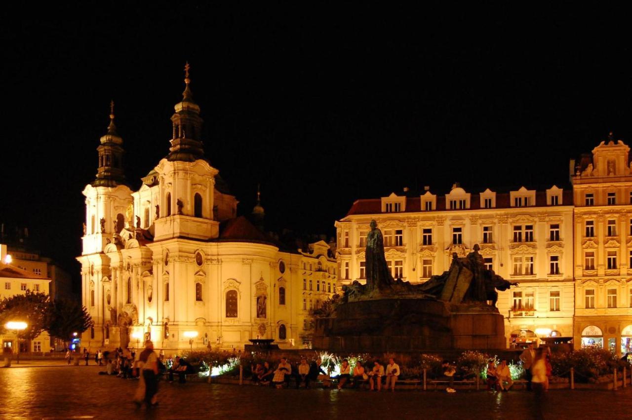 Apartment Vltava ปราก ภายนอก รูปภาพ