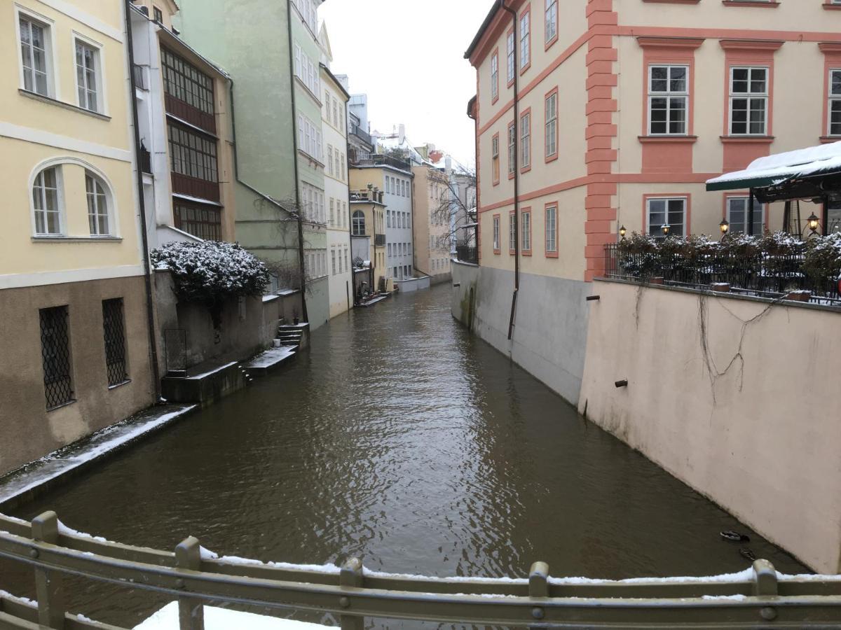 Apartment Vltava ปราก ภายนอก รูปภาพ