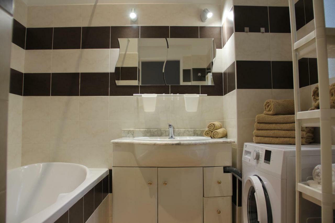Apartment Vltava ปราก ภายนอก รูปภาพ