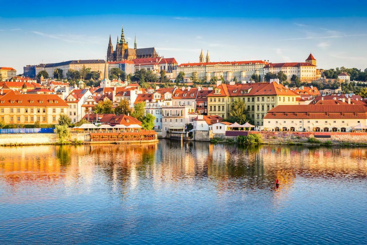 Apartment Vltava ปราก ภายนอก รูปภาพ
